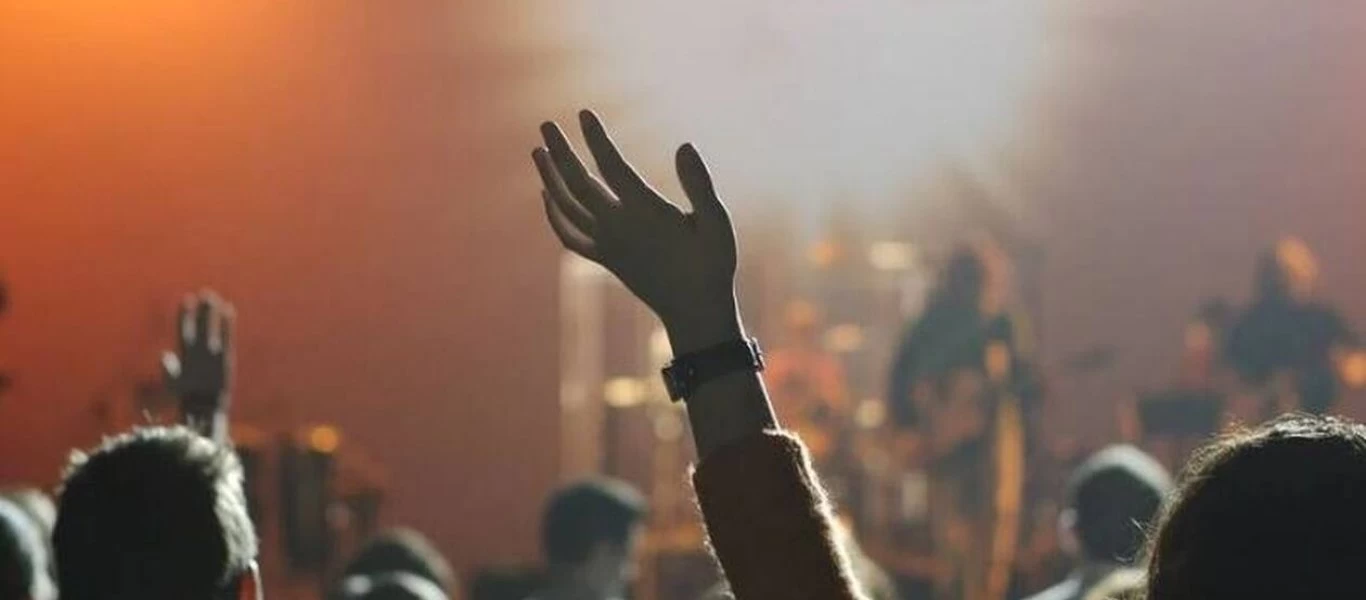 Ο λόγος που έκανε πίσω η κυβέρνηση - Γιατί δεν μπήκε «λουκέτο» σε κινηματογράφους και θέατρα;